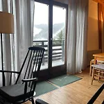 בקתה Montagnard Avec Balcon, Proche Piste Et Centre - Fr-1-814-77