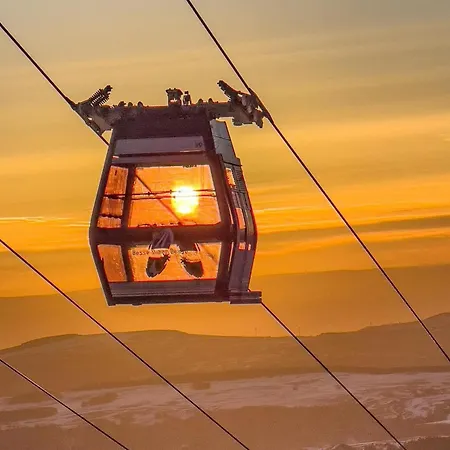 Montagnard Avec Balcon, Proche Piste Et Centre - Fr-1-814-77 Chalet Besse-et-Saint-Anastaise
